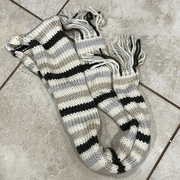 NWT! American Eagle Chunky Striped Winter Scarf with Fringe